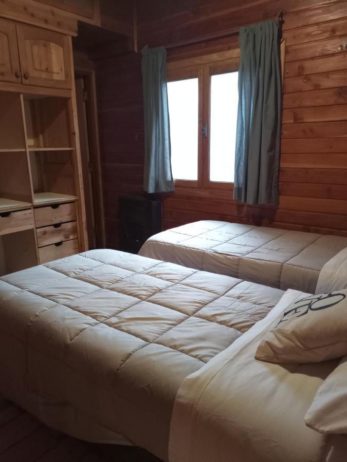 Cuatro Cerros Hostel Сан-Карлос-де-Барилоче Экстерьер фото